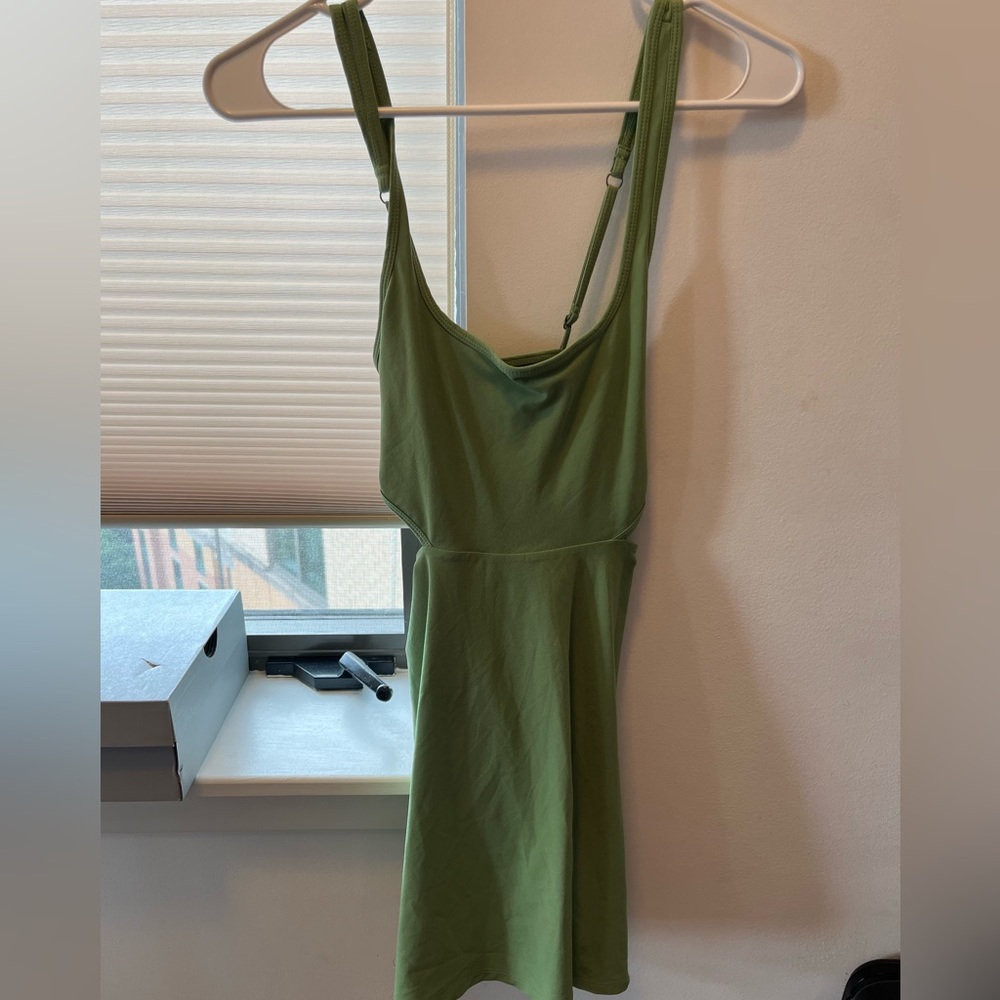 Abercrombie traveler dress with side cutouts